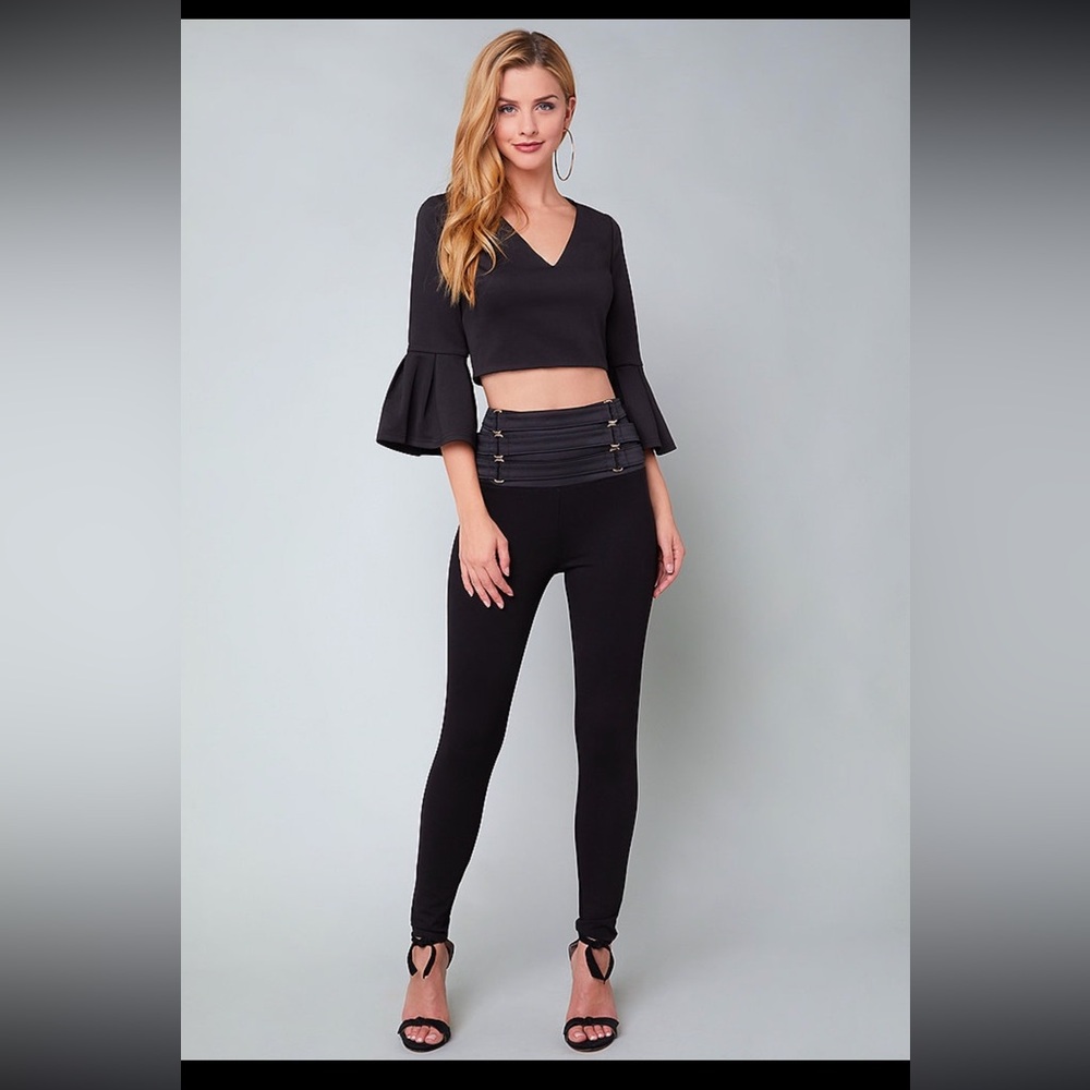 BEBE - HIGH WAIST - BLACK - BUCKLE LEGGING - SIZE - S or 2-4 - PERFECT CONDITION